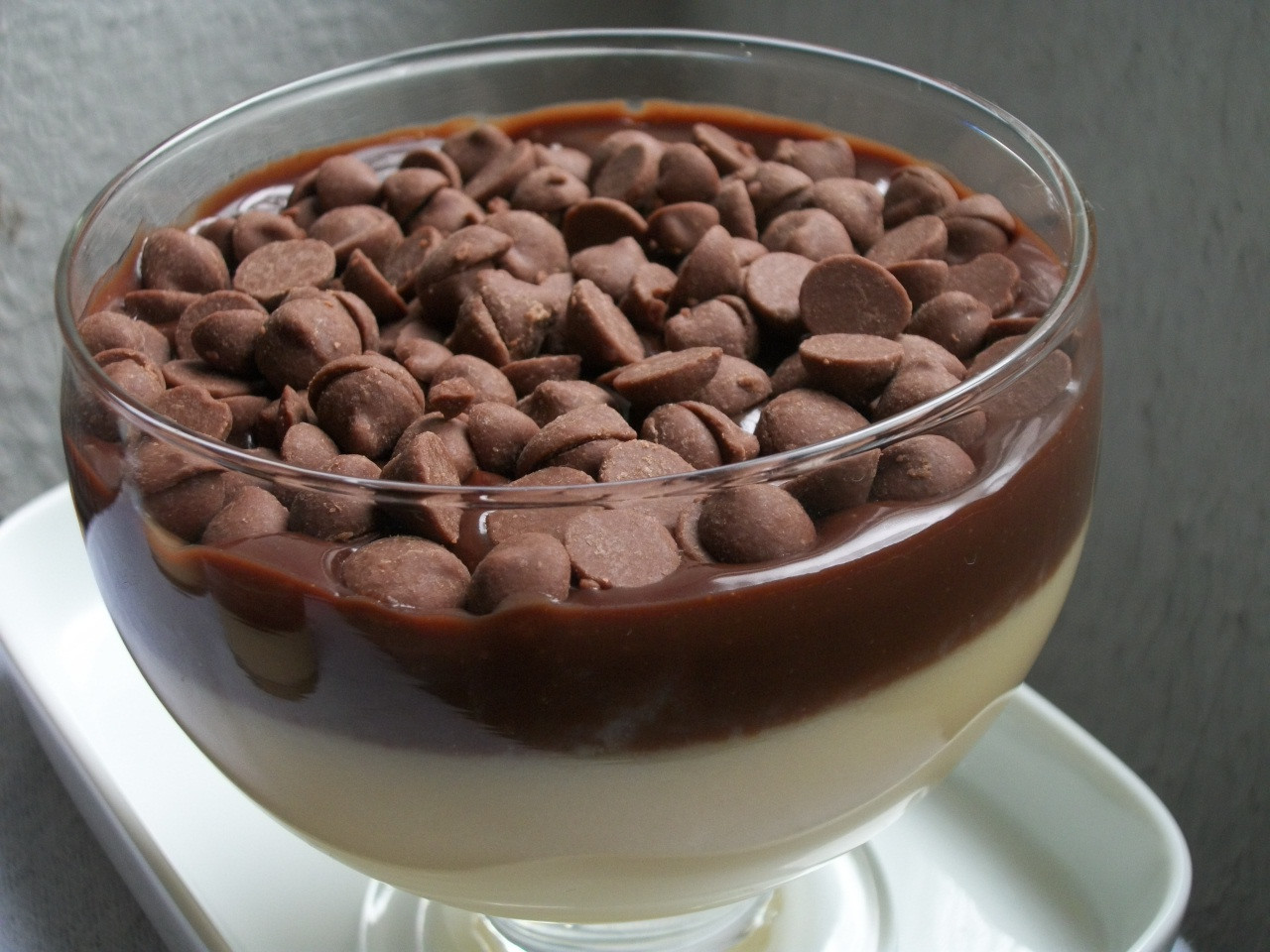 Mousse de Maracujá com Chocolate