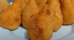 Coxinha de carne moída